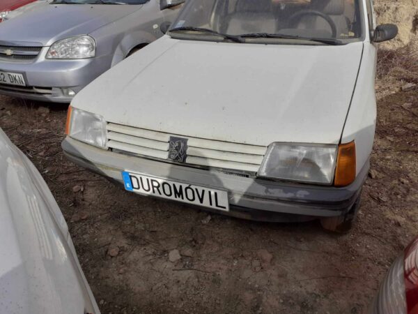 Peugeot 205