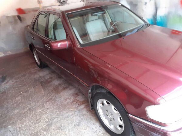 Mercedes W 202 Clase C 250 td